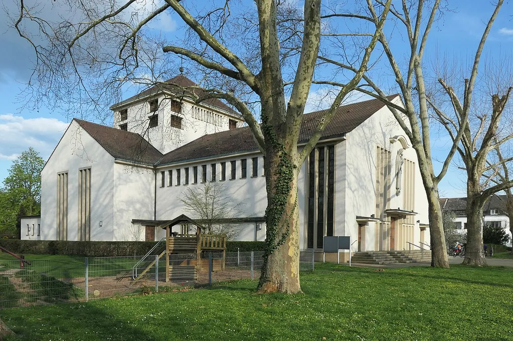 Mary Help Church, Mannheim-Almenhof, view from North-West