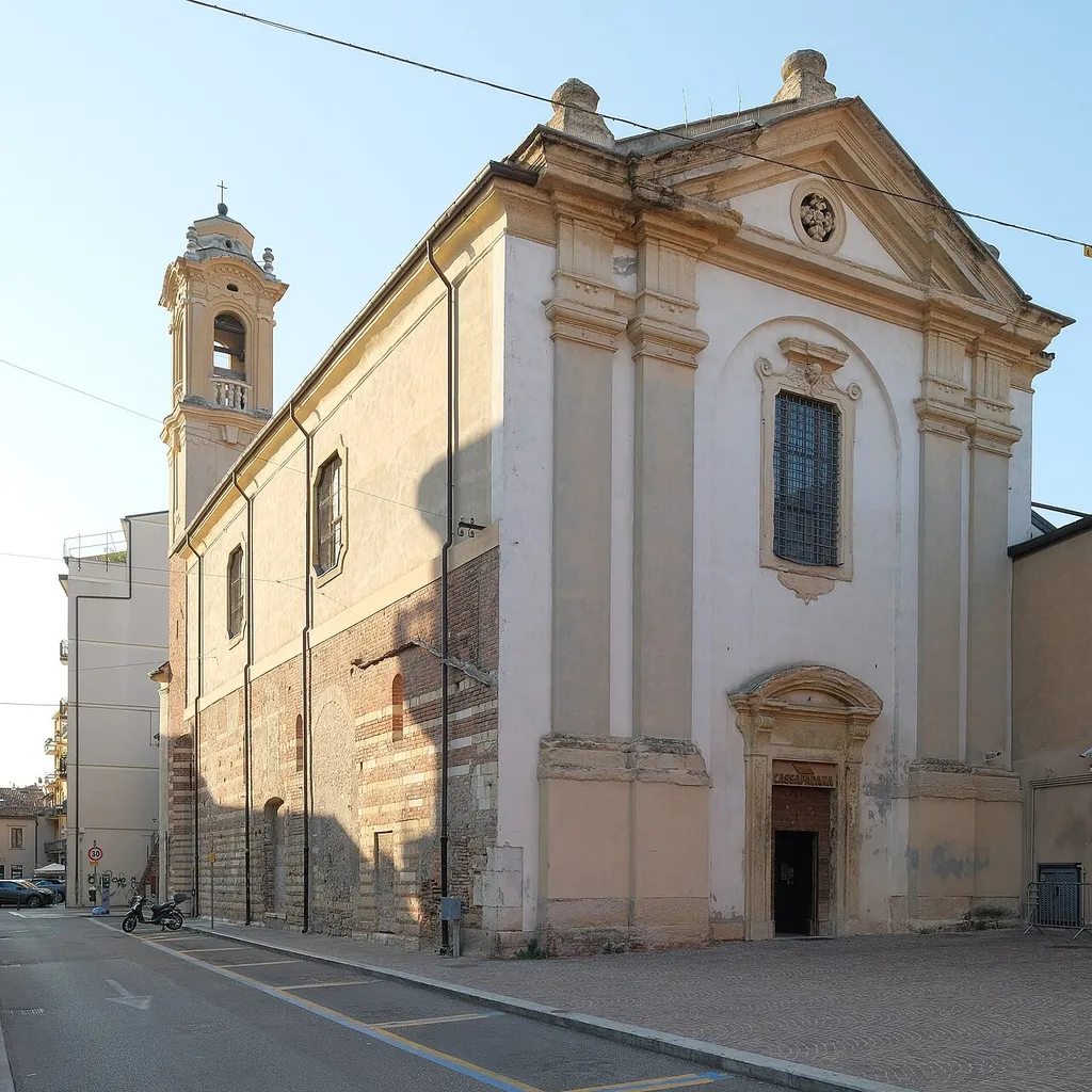 Exterior of S. Silvestro in Verona, Italy