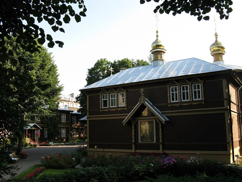 Riga, monastery in K. Barona iela: Sv. Trijādības-Sergija sieviešu klosteris