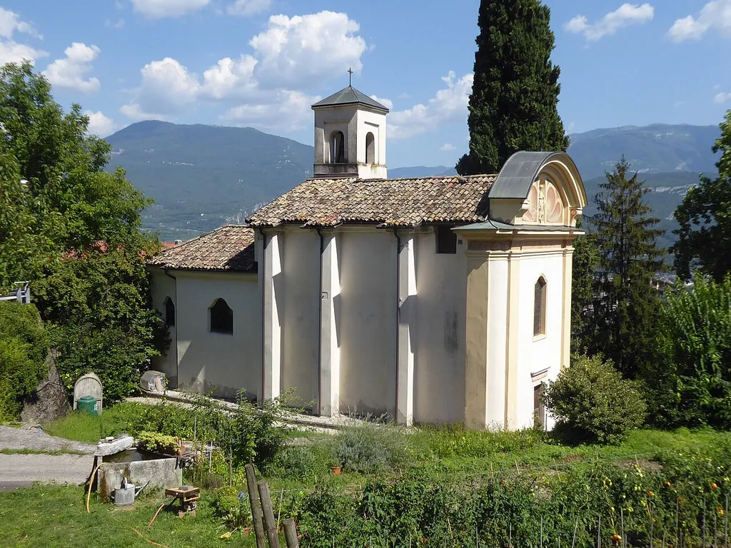 Folaso (Isera, Trentino, Italy), Saint Roch church