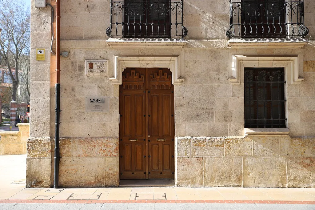 The entrance of the Military Museum of Burgos.