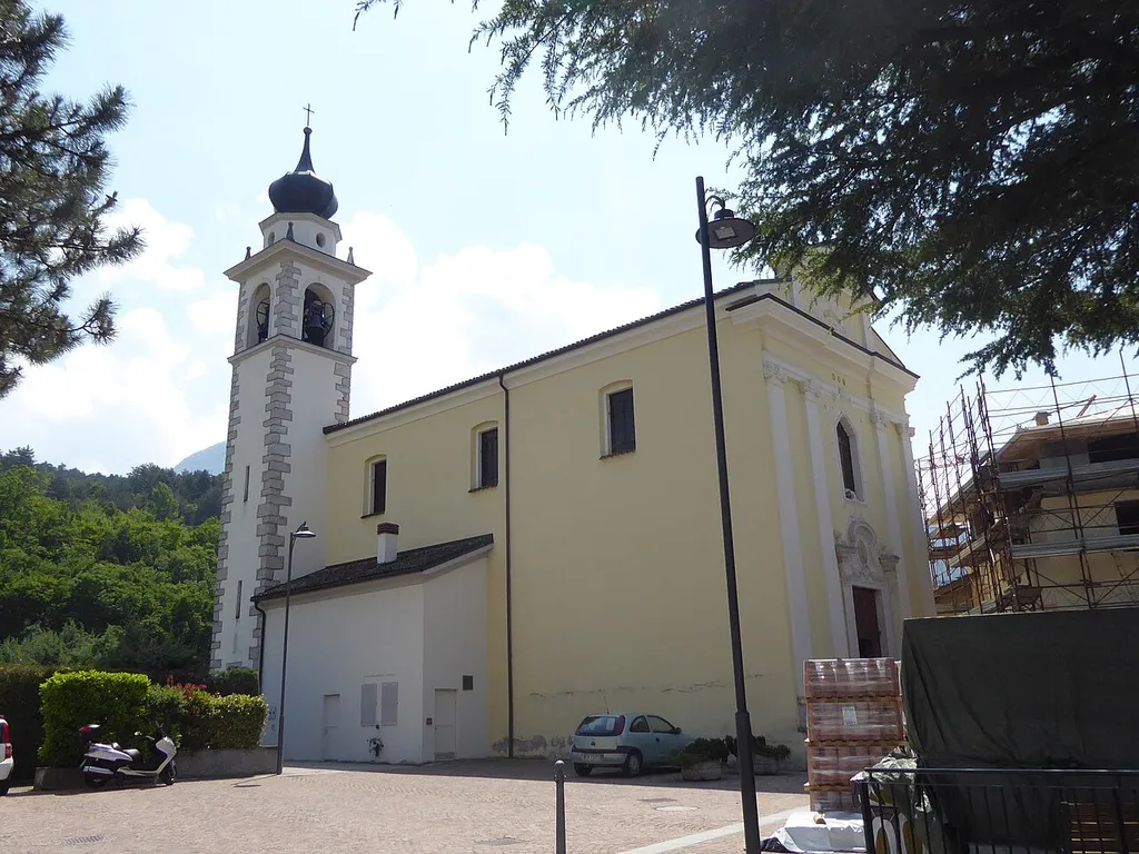 Moscheri (Trambileno, Trentino, Italy), Saint Maurus church