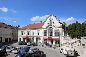 Wohn- und Geschäftshaus, ehem. Kirchenmühle