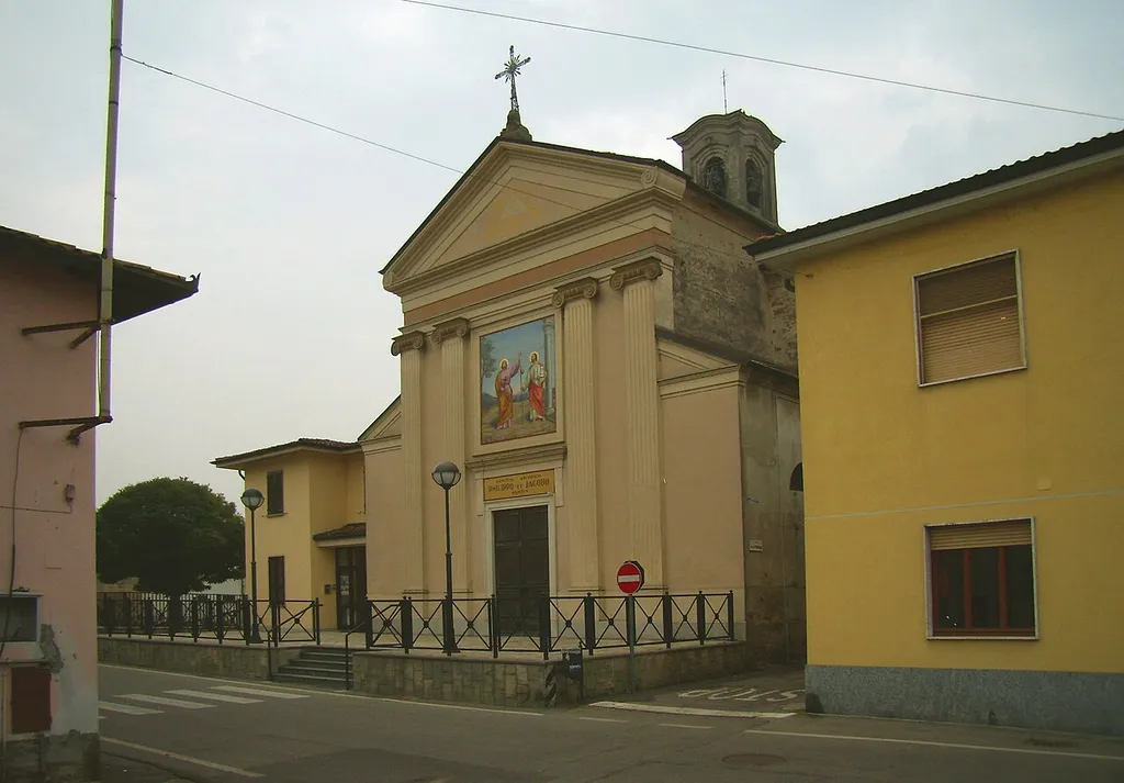 Chiesa dei Santi Filippo e Giacomo a Mignete, frazione di Zelo Buon Persico.