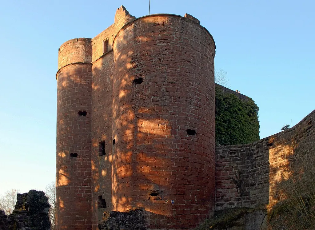 de:Burg Neudahn, Ansicht von Sueden.