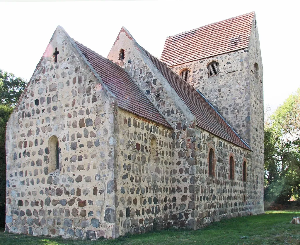 Die Kirche zu Binde (Oktober 2018).