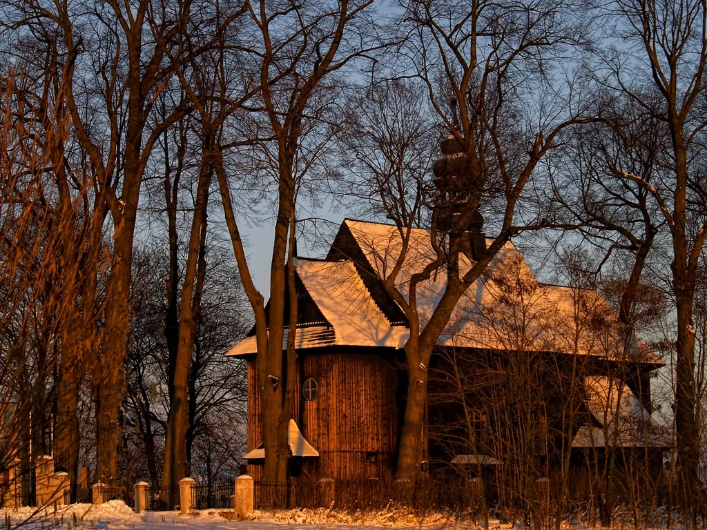 Suchcice-kościół -widok ogólny(zima)