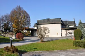 Neue Pfarrkirche Pasching
