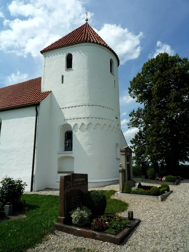 Filialkirche Pauli Bekehrung in Kleinviecht, Langenbach