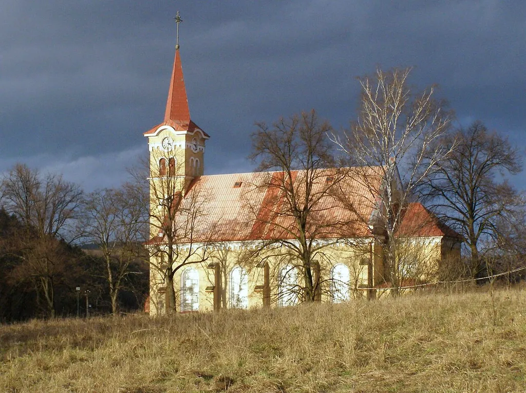 Hlubočky - kostel Božského Srdce Páně