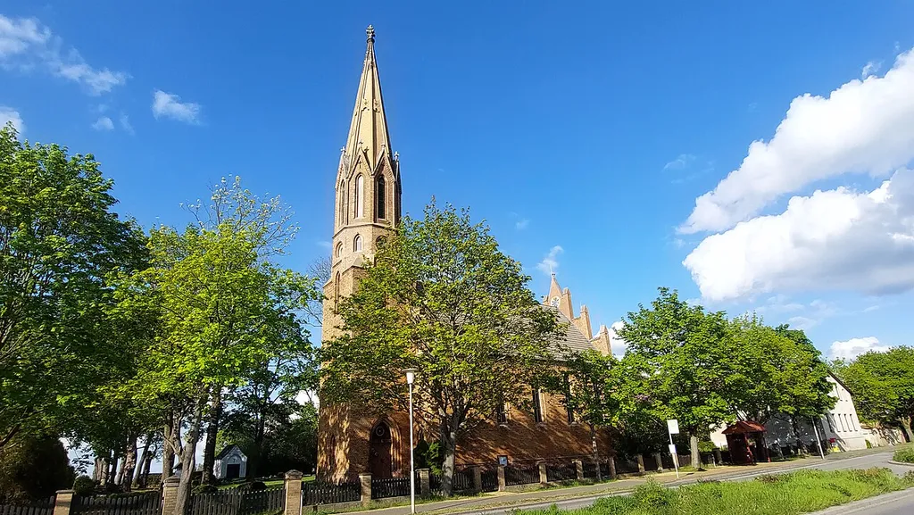 Ansicht der Dorfkirche Lietzow (Nauen)