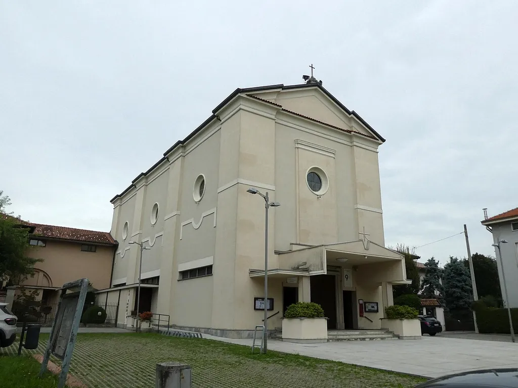 Birone (Giussano, Lombardy, Italy), Saint Stephen church