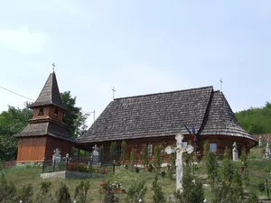 Wooden church in Abuș