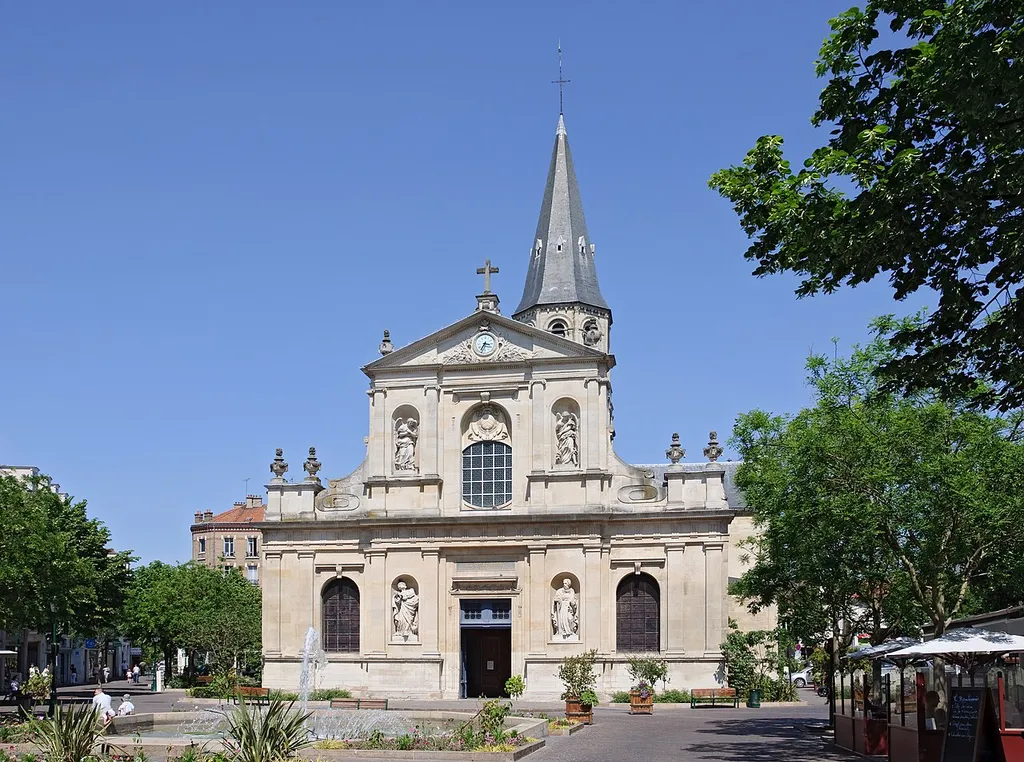 Saint-Pierre-Saint-Paul church (i.e. Saints Peter and Paul church) in Rueil-Malmaison (Hauts-de-Seine, France)