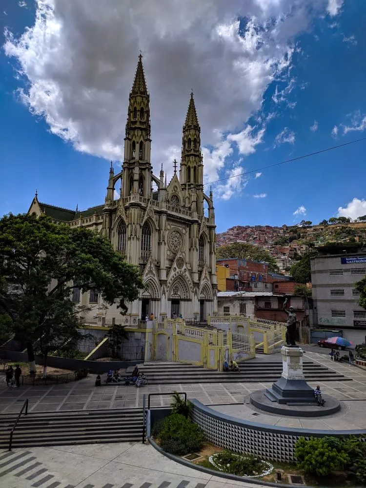 Iglesia Nuestra Señora de Lourdes en Caracas