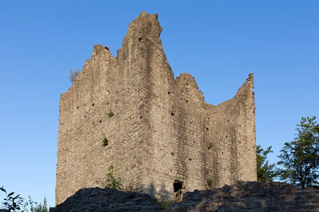 Montsalvens Castle