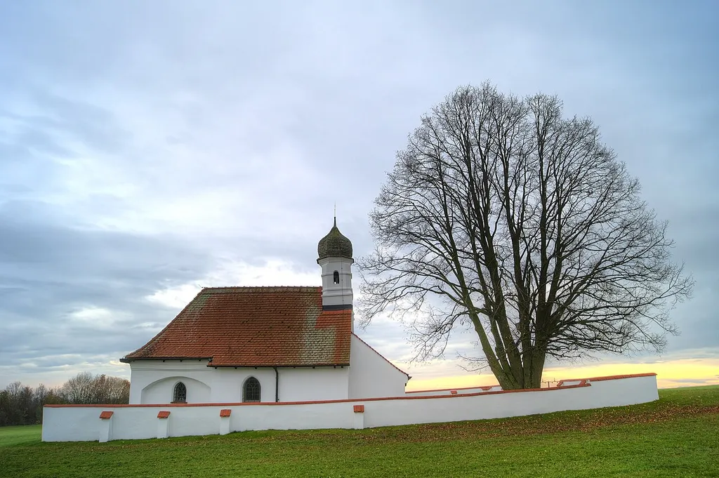 Chapel S. Walburga in Kaufering, administrative district Landsberg am Lech, view from North