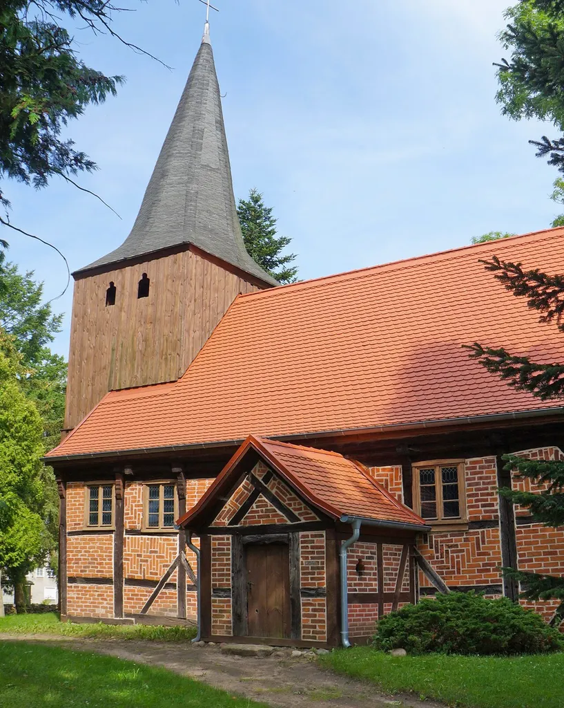 Dorfkirche Tüchen (2022)