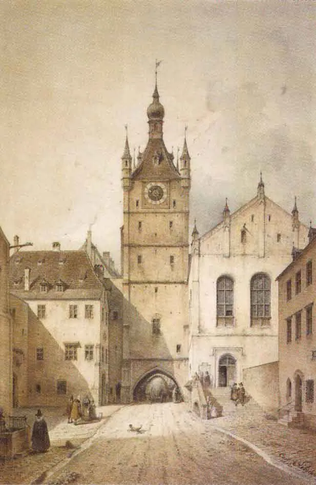 Talburgtor and Old Town Hall in Munich