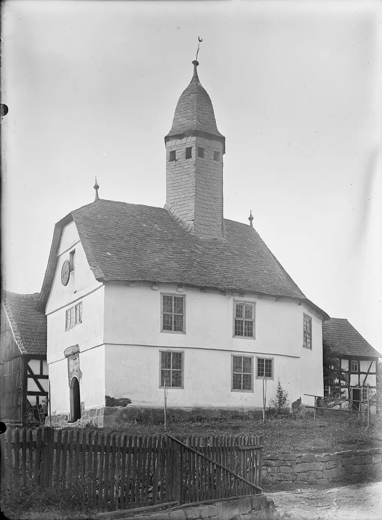 Alte Evangelische Kirche Wolferode (1909 abgebrochen), Gesamtansicht von Südwesten?