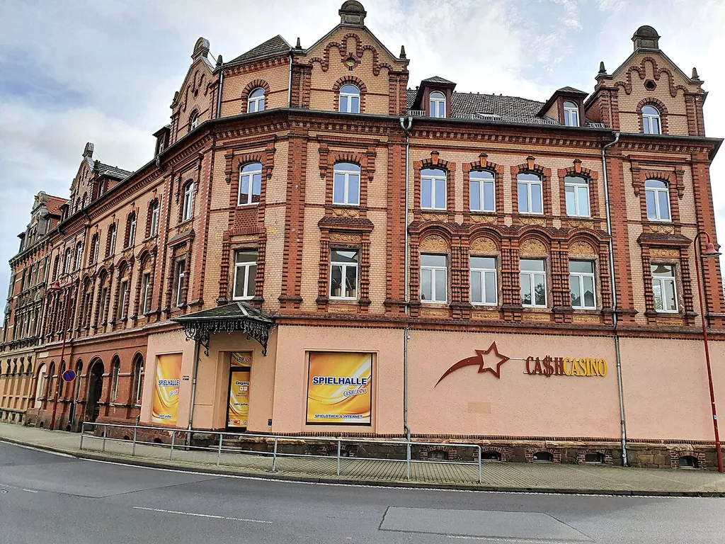 Wohn- und Geschäftshaus - Bahnhofstraße 19 (Colditz)