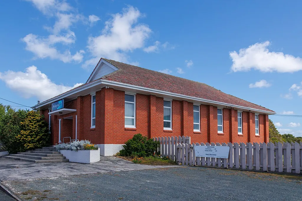 The Wellsford Church of Christ viewed from the north.
