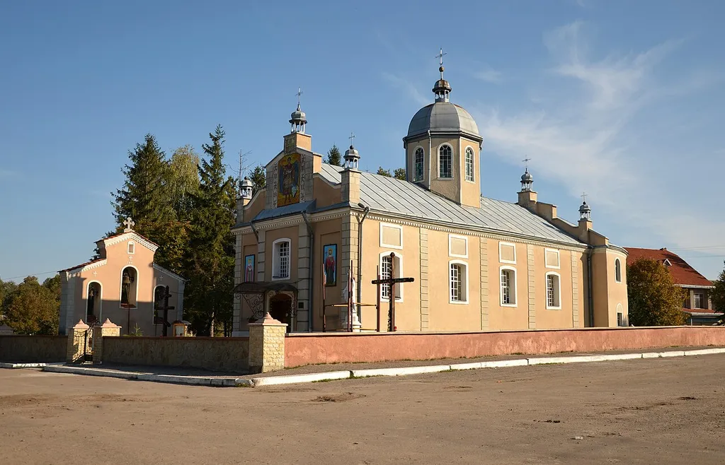 Церква святого архангела Михаїла в селі Романів Перемишлянського району Львівської області.
