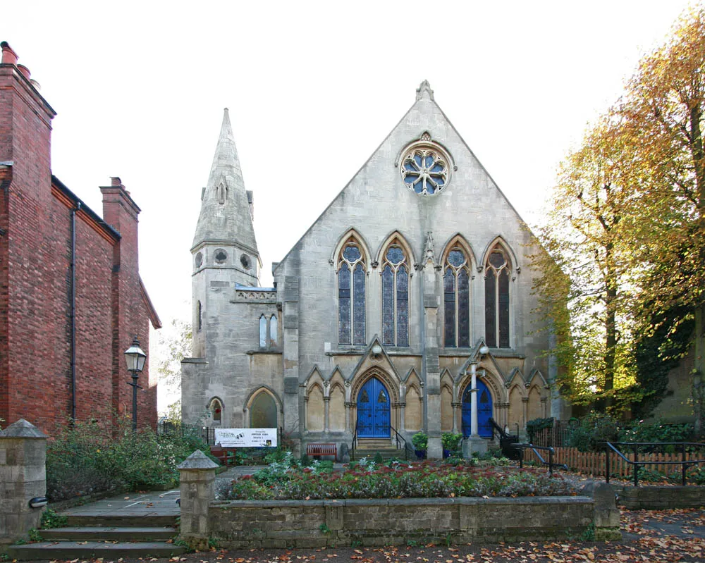 Pond Square Chapel