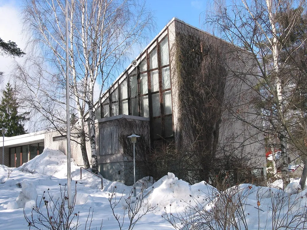 Paloheinä Church, Tuomarinkylä, Helsinki, Finland, architect Sakari Siitonen, built 1963