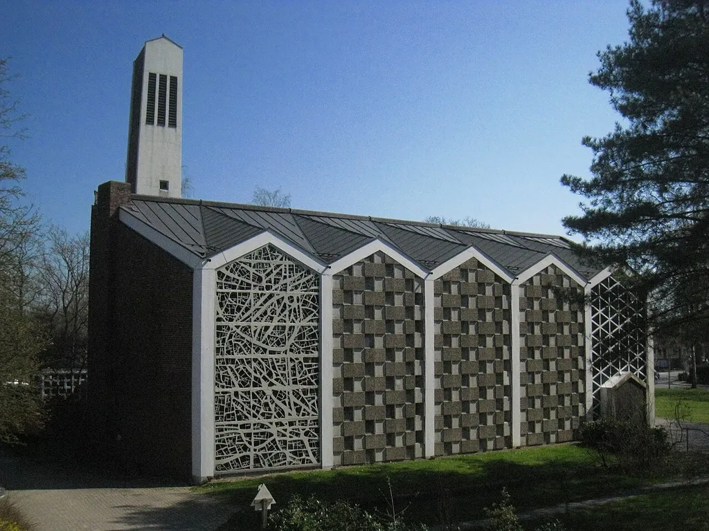 Thomaskirche (Oldenburg) von Westen