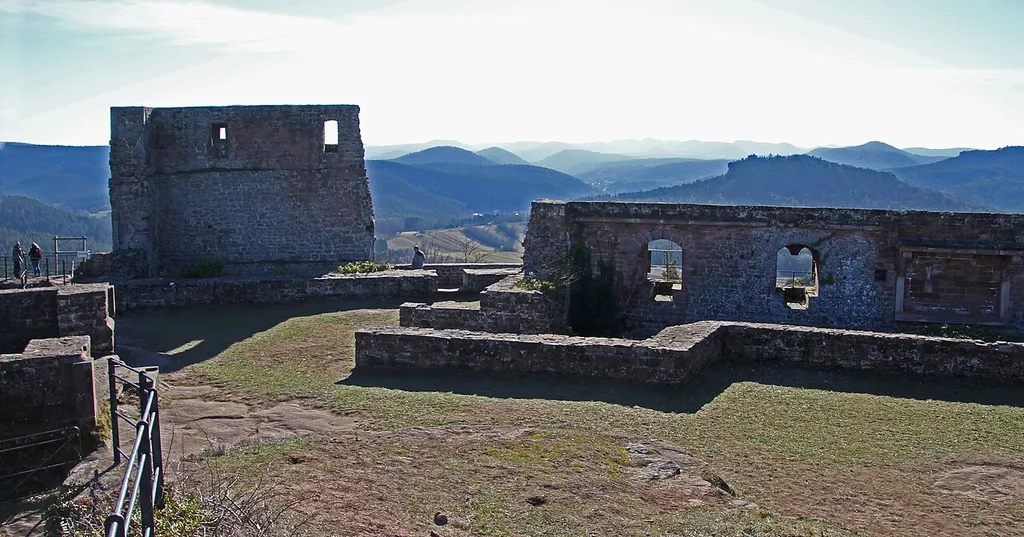 Lindelbrunn castle