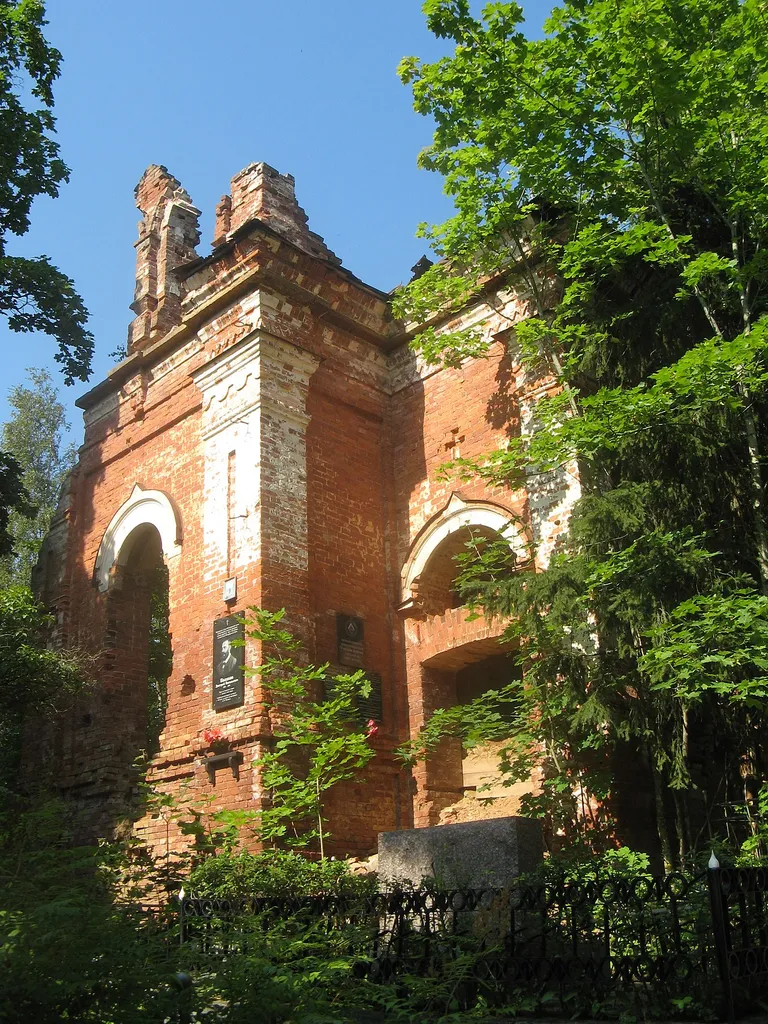 Кингисепп. Скорбященская церковь