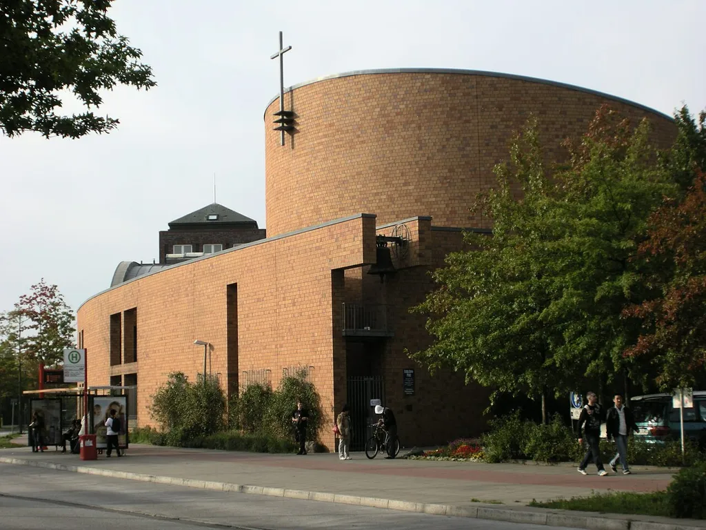 Hamburg-Neuallermöhe, kath. Edith-Stein-Kirche