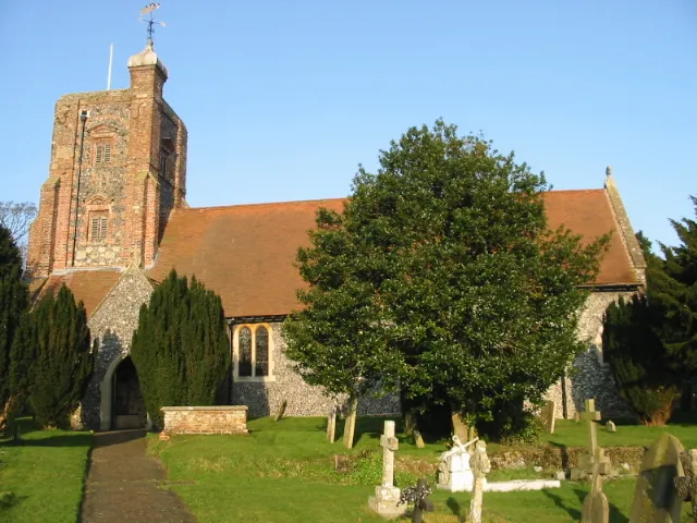 Ringwould church The church of St. Nicholas, is the oldest building in Ringwould, it dates from the 12th century but the brick tower was built in 1628. Later an onion dome turret was added which served as an aid to navigation for ships in the Channel.
