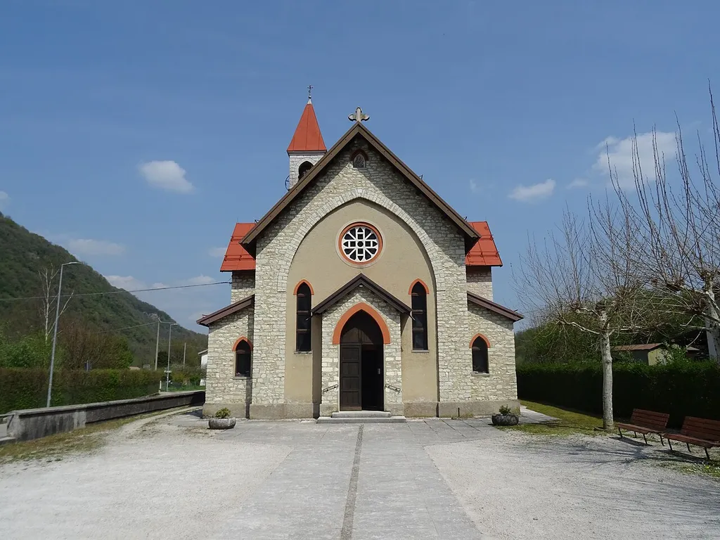 Anzù (Feltre, Veneto, Italy), Saint Mary of the Rosary church