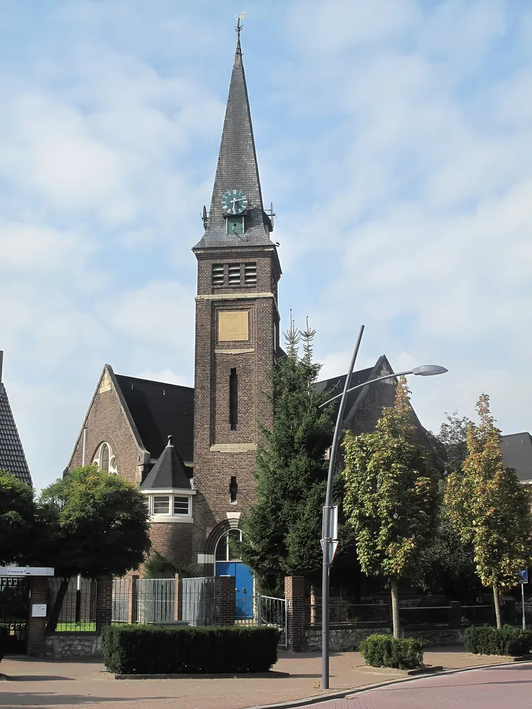 Chevremont, church