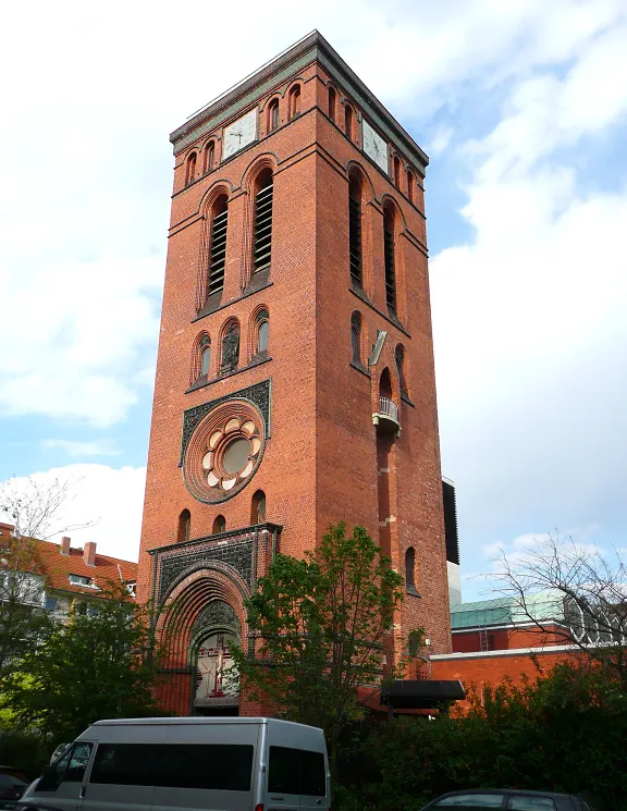 Turm der Lukaskirche Hannover