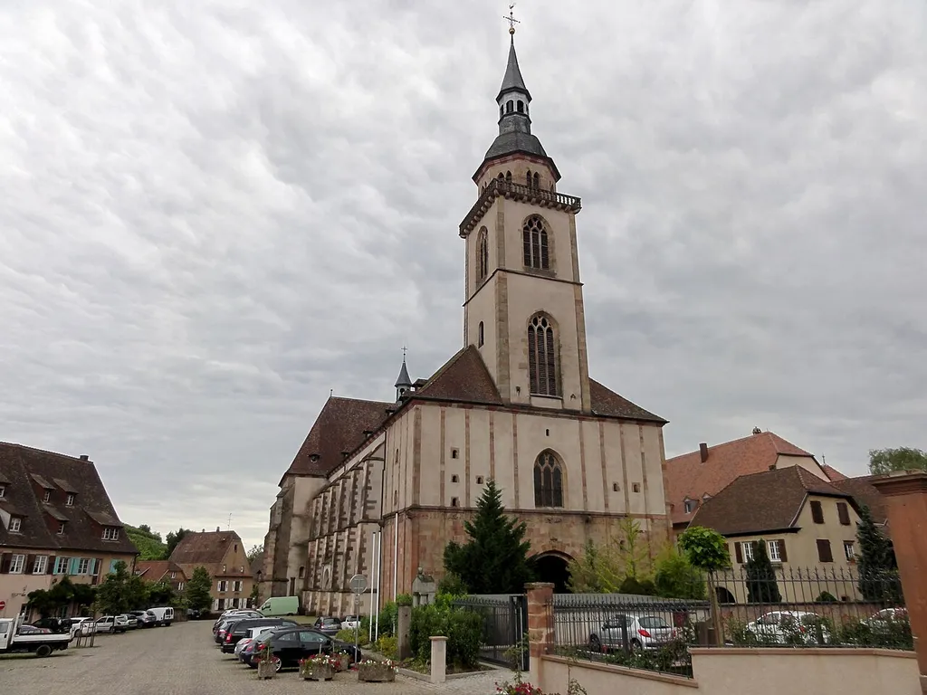 Alsace, Bas-Rhin, Andlau, Église Saints-Pierre-et-Paul dite Sainte-Richarde This building is classé au titre des monuments historiques de la France. It is indexed in the base Mérimée, a database of architectural heritage maintained by the French Ministry of Culture, under the references PA00084587 and IA00115010 . brezhoneg ∙ català ∙ Deutsch ∙ English ∙ español ∙ Esperanto ∙ euskara ∙ français ∙ italiano ∙ magyar ∙ Nederlands ∙ português do Brasil ∙ português ∙ română ∙ sicilianu ∙ slovenščina ∙ suomi ∙ svenska ∙ Ελληνικά ∙ беларуская (тарашкевіца) ∙ македонски ∙ русский ∙ українська ∙ বাংলা ∙ 中文 ∙ +/−