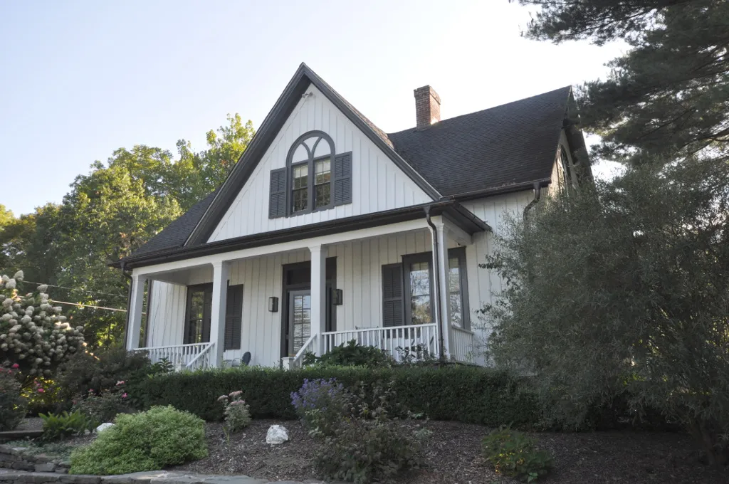 Free Church Parsonage, Rhinecliff, New York.