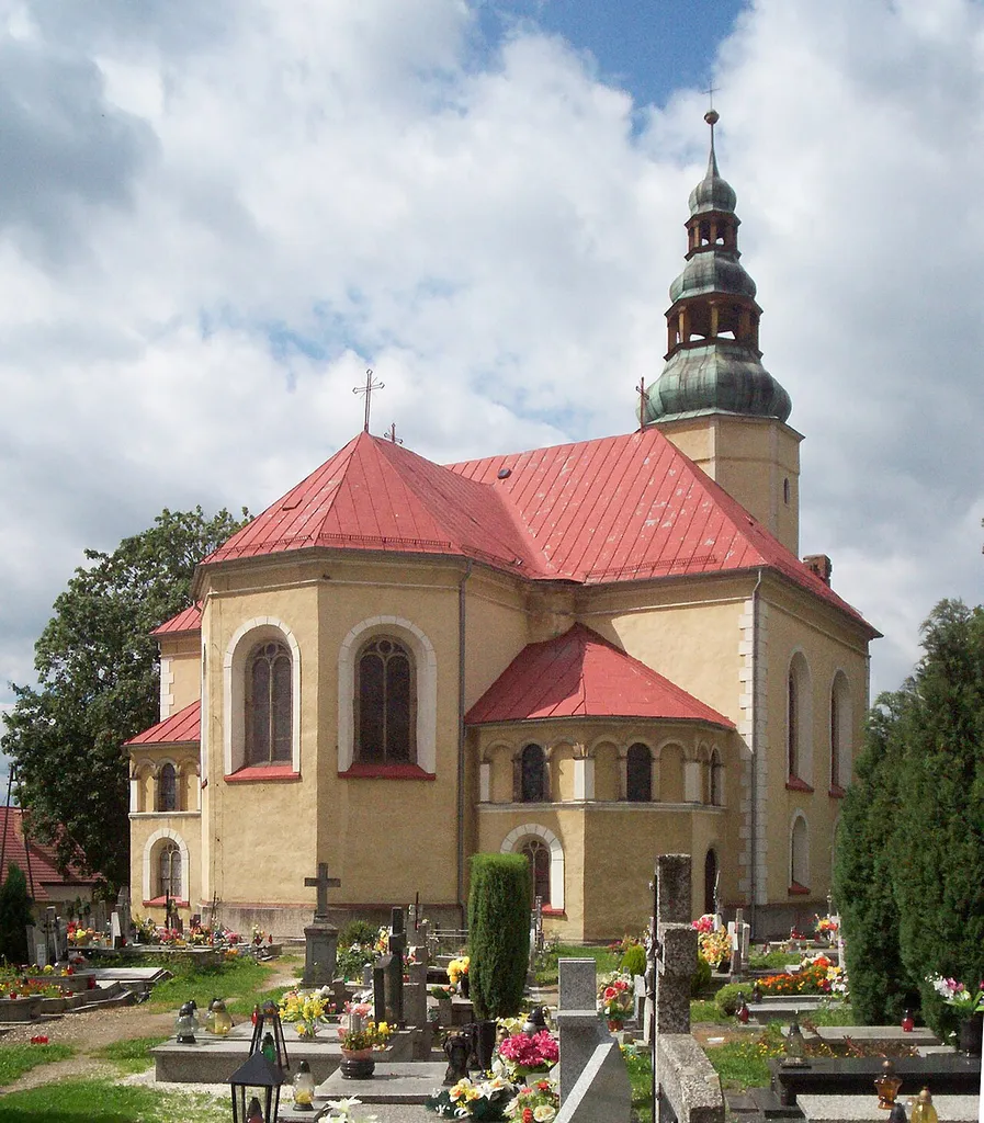 Chmieleń, kościół pw. św. Mikołaja.