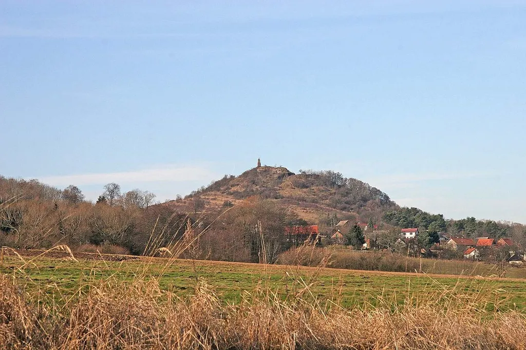 Veliš Castle