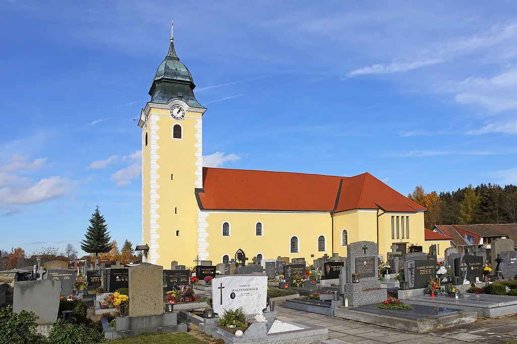 Die kath. Pfarr- und Wallfahrtskirche hl. Michael in Waldenstein