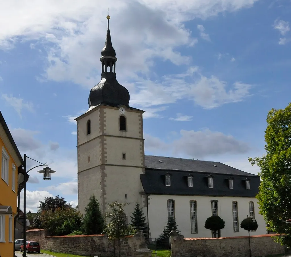 Crawinkel, Kirche