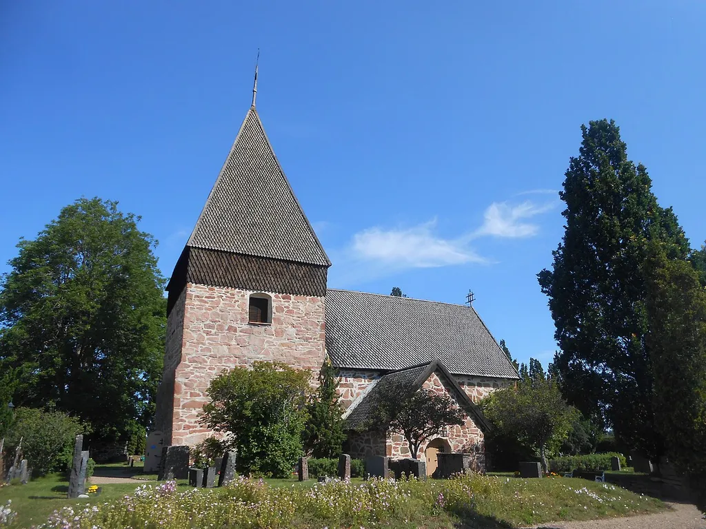 This is a photo of a monument in Finland identified by the ID 'Eckerö Church' (Q10479190)
