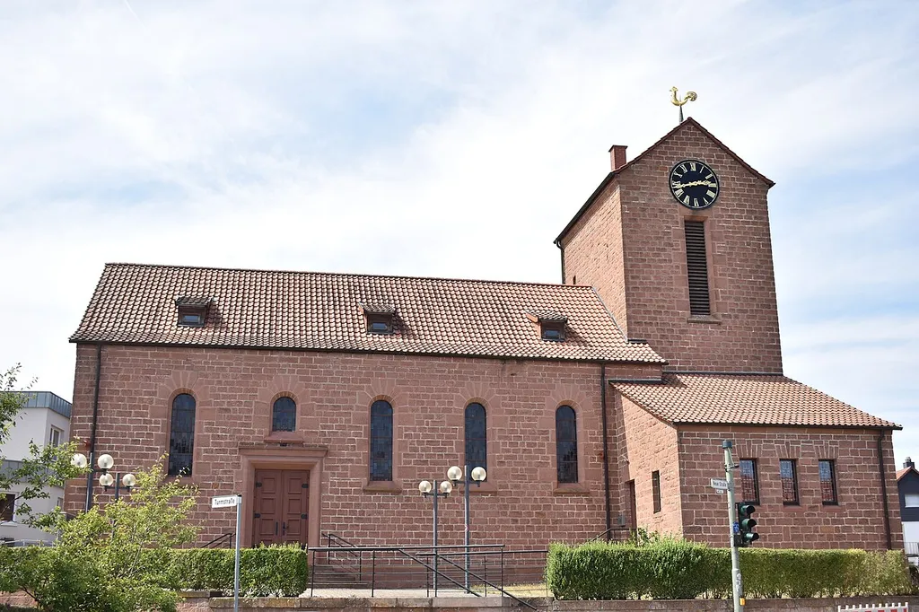 Morlautern, Protestantische Kirche. 1929/30 errichtet. Kulturdenkmal.