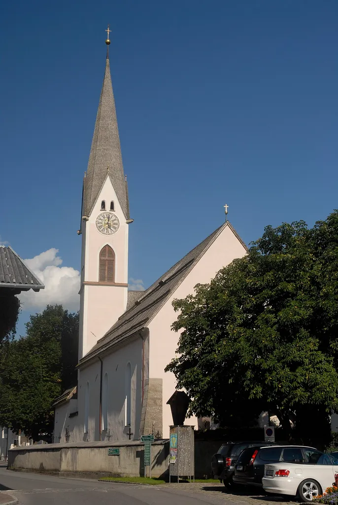 Pfarrkirche Kolsass This media shows the protected monument with ObjektID 64409 in Austria. (Commons, de, Wikidata)
