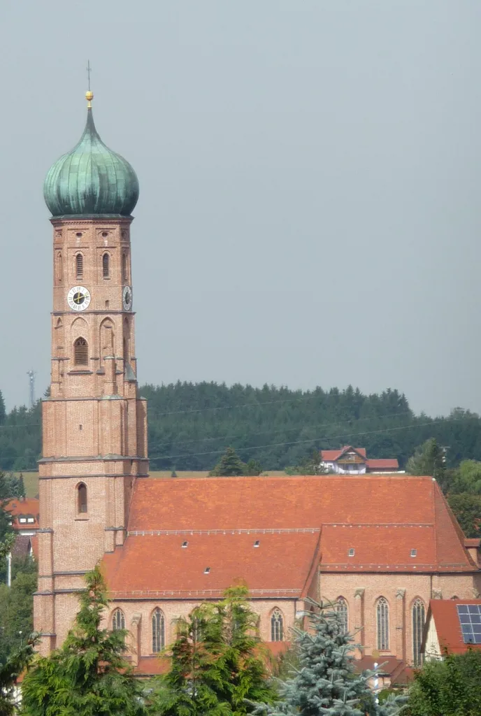 Die Stadtpfarrkirche Maria Himmelfahrt in Vilsbiburg