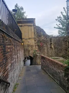 Roman fort, Anglo-Saxon cemetery, motte and bailey castle and tower keep castle