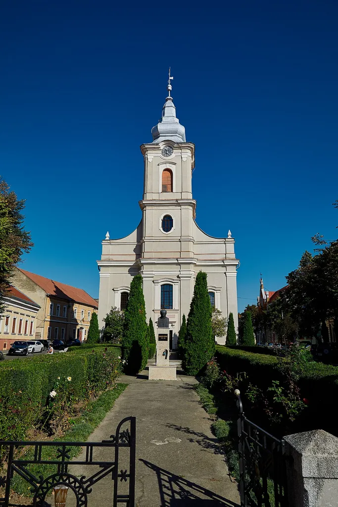 Biserica reformată „Cu lanțuri”