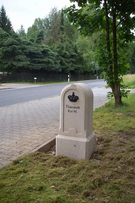 Nachbildung Ganzmeilenstein Grillenburg aus Grillenburger Sandstein 2013